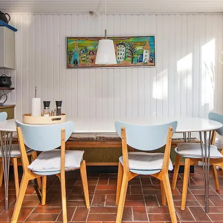 Holiday home 6 Person In Glesborg