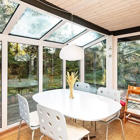 6 Person In Glesborg Holiday home Fjellerup Strand