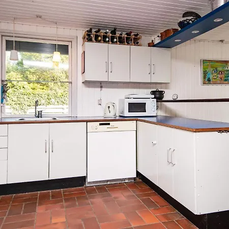Holiday home 6 Person In Glesborg Fjellerup Strand